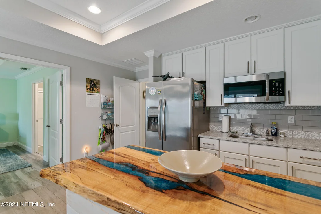 Photo of 362 CEDARSTONE Way