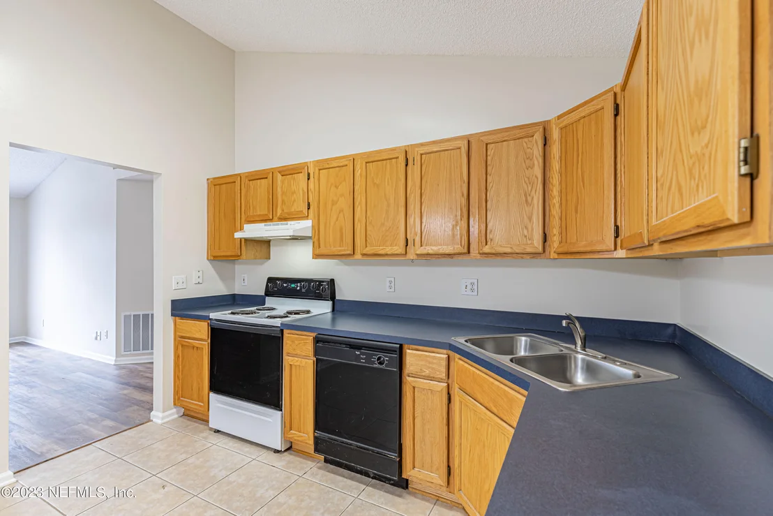 Photo of 3091 WAVERING Lane