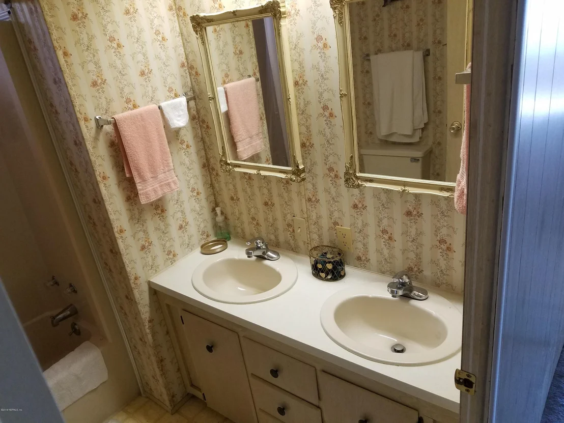 Photo of 147 SILVER POND Road