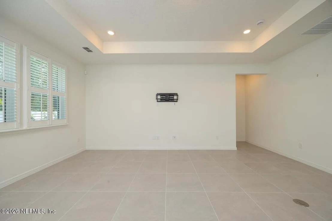 Photo of 127 SHELL CREEK Court