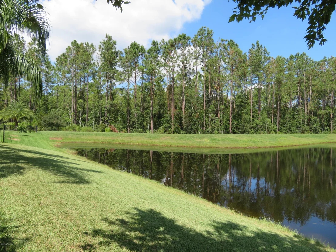 Photo of 106 AVERLEY Way