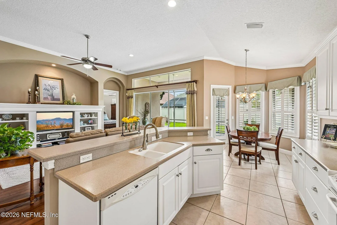 Photo of 325 ISLAND GREEN Drive