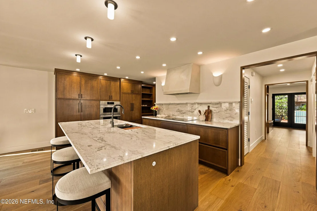 Photo of 714 2ND Street