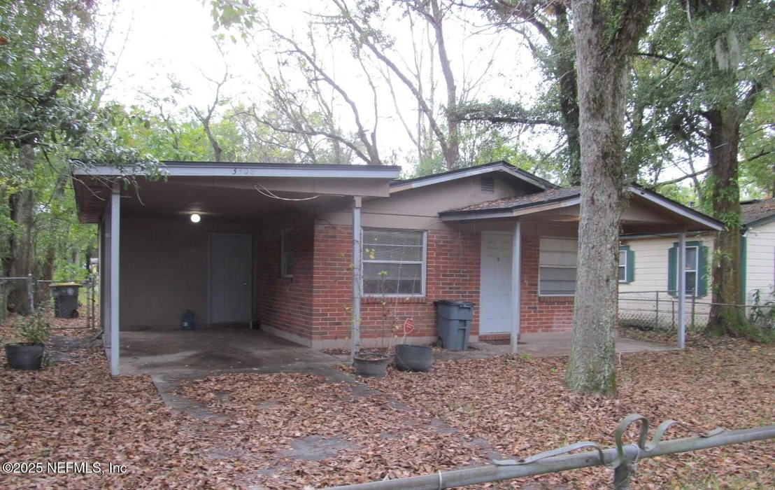 Photo of 3308 DILLON Street