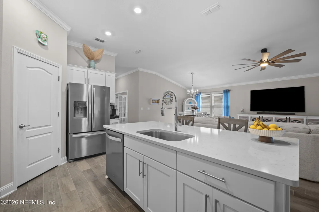 Photo of 46 EAGLES LANDING Lane