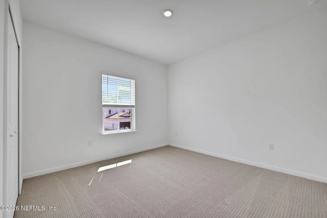 Photo of 798 FARMFIELD Drive