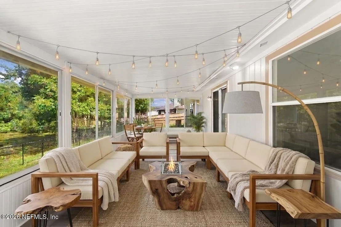 Photo of 2400 TOWNSQUARE Drive