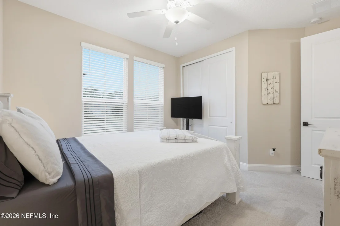 Photo of 392 BRYBAR Drive