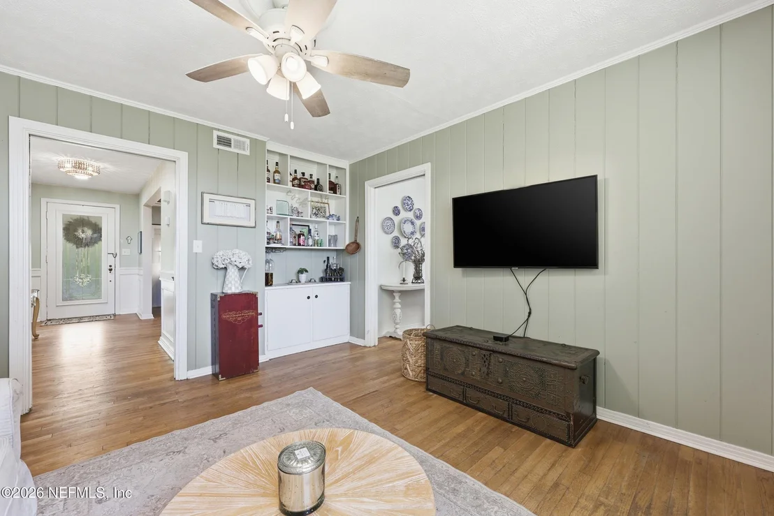 Photo of 1244 GLENGARRY Road
