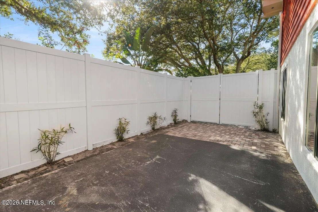 Photo of 4 SANTA MARIA Lane