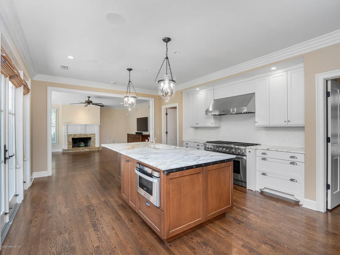Photo of 906 GREENRIDGE Road