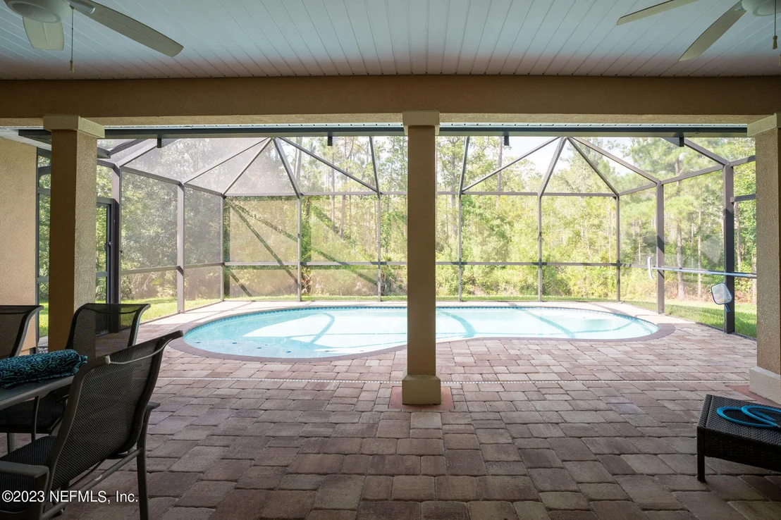 Photo of 548 SADDLESTONE Drive