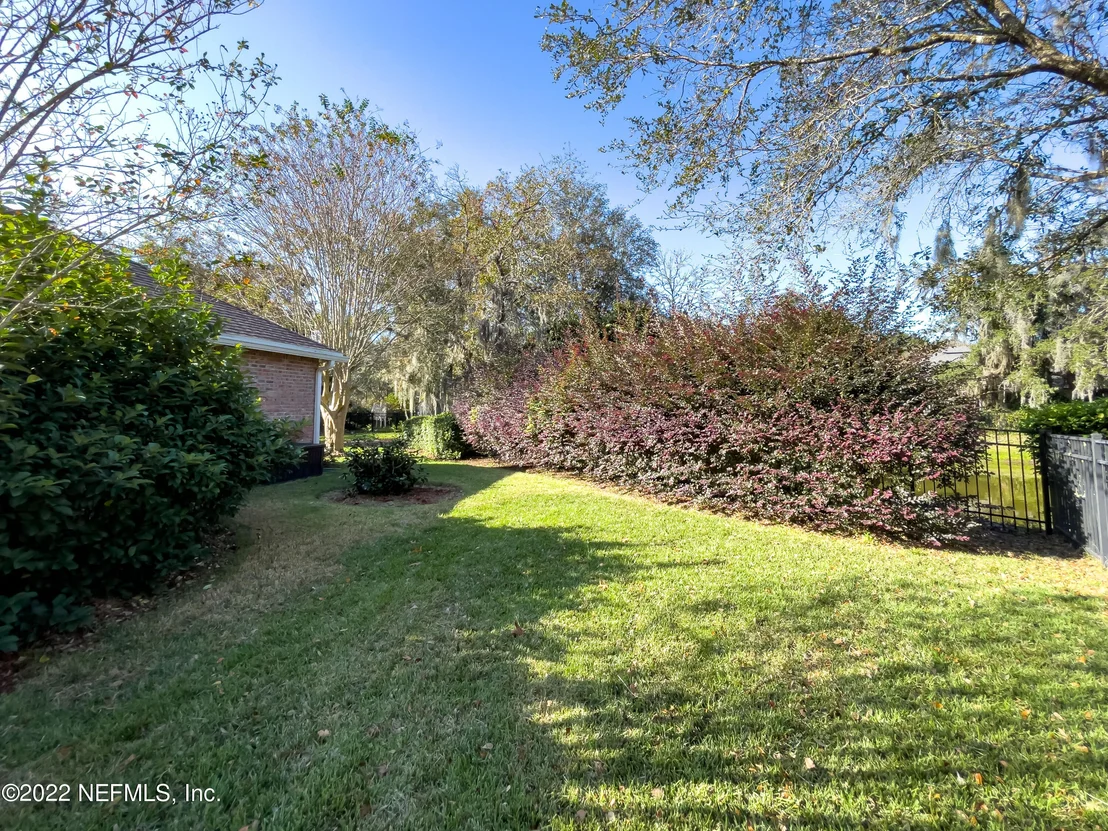 Photo of 4079 EDGELAND Trail