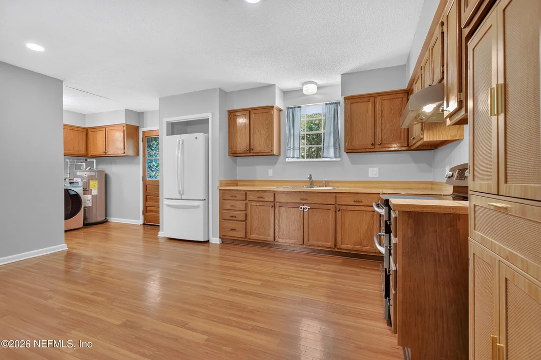 Photo of 5832 GEORGE HODGES Road