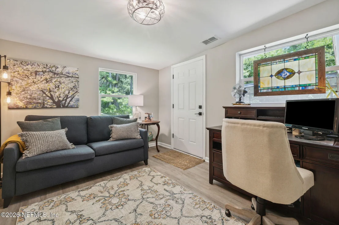 Photo of 13112 MANDARIN Road