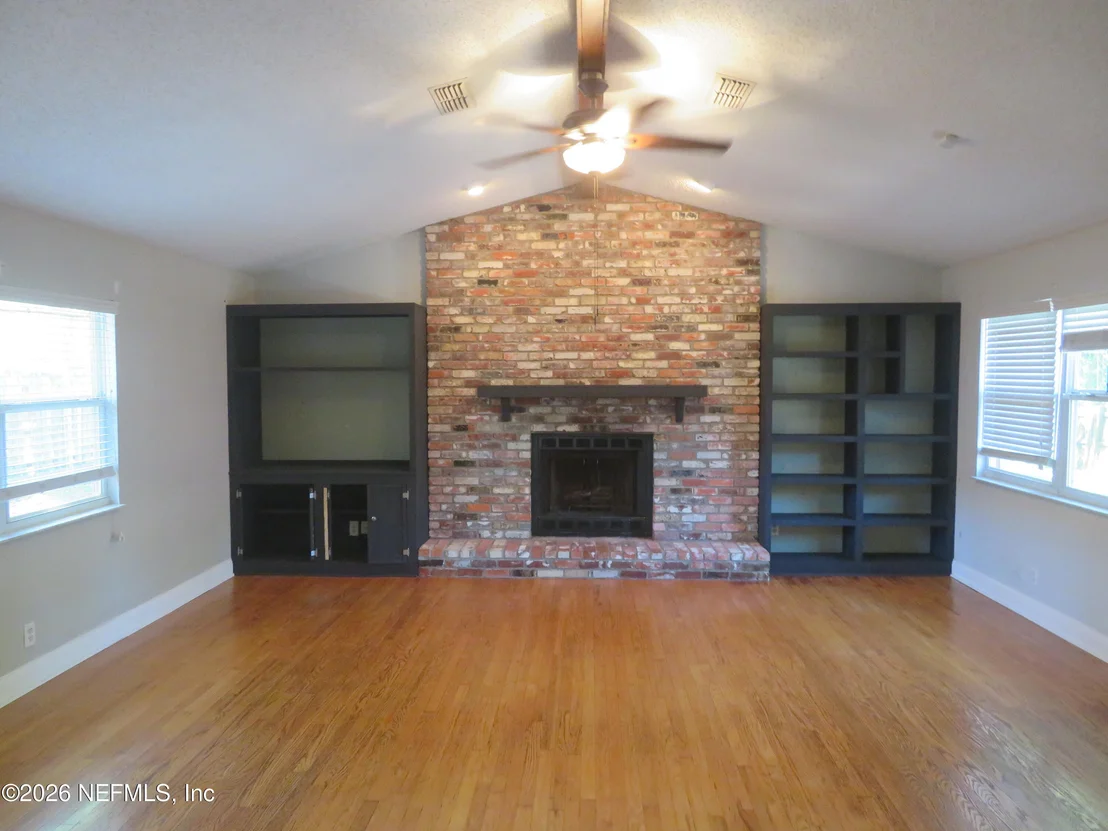 Photo of 5302 HICKSON Road