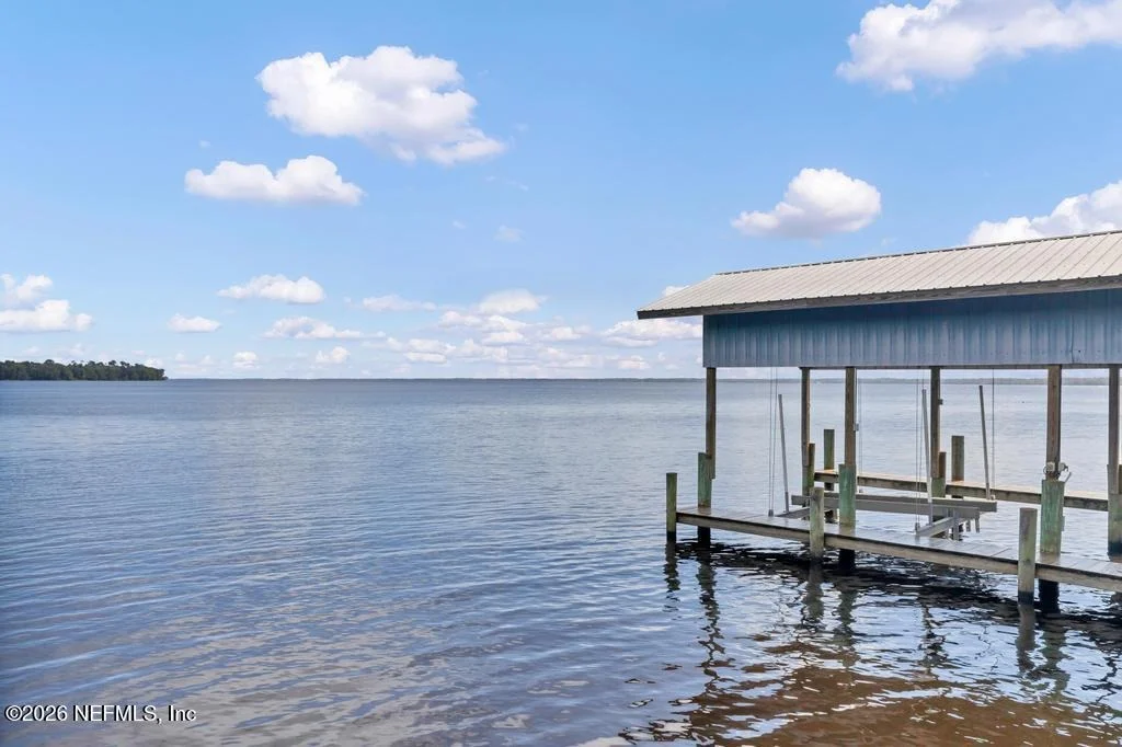 Photo of 124 RIVER PLANTATION Road N