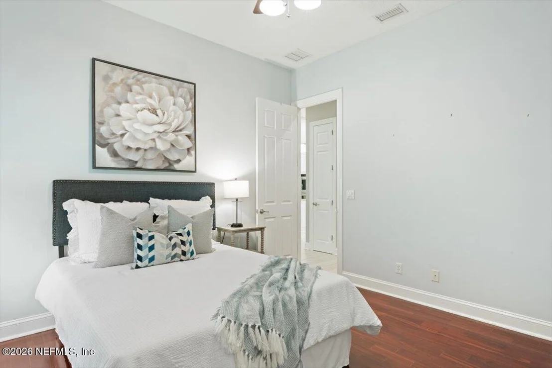 Photo of 240 ST JOHNS FOREST Boulevard