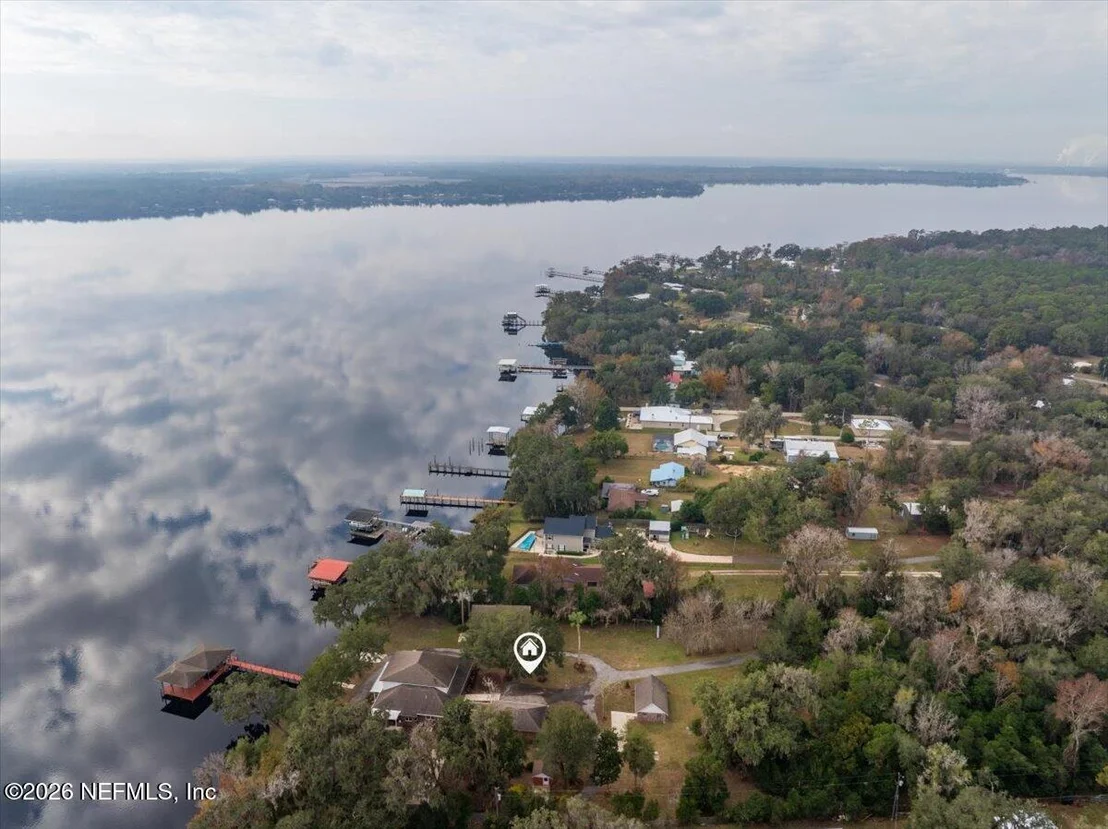 Photo of 533 W RIVER Road