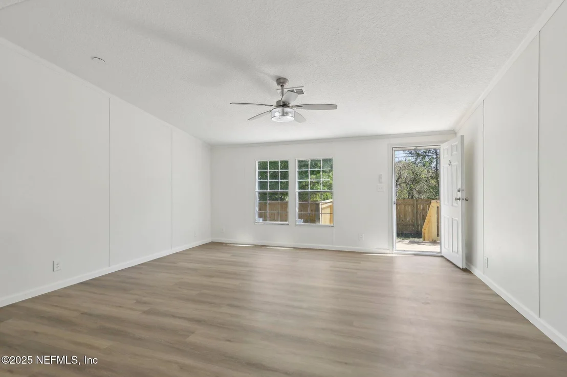 Photo of 606 JACKSON Road