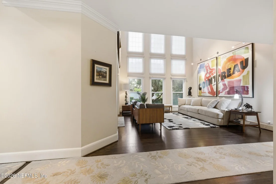 Photo of 2656 BEAUCLERC Road