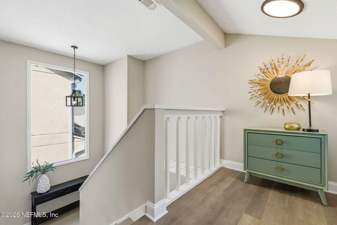 Photo of 5534 MARINERS COVE Drive