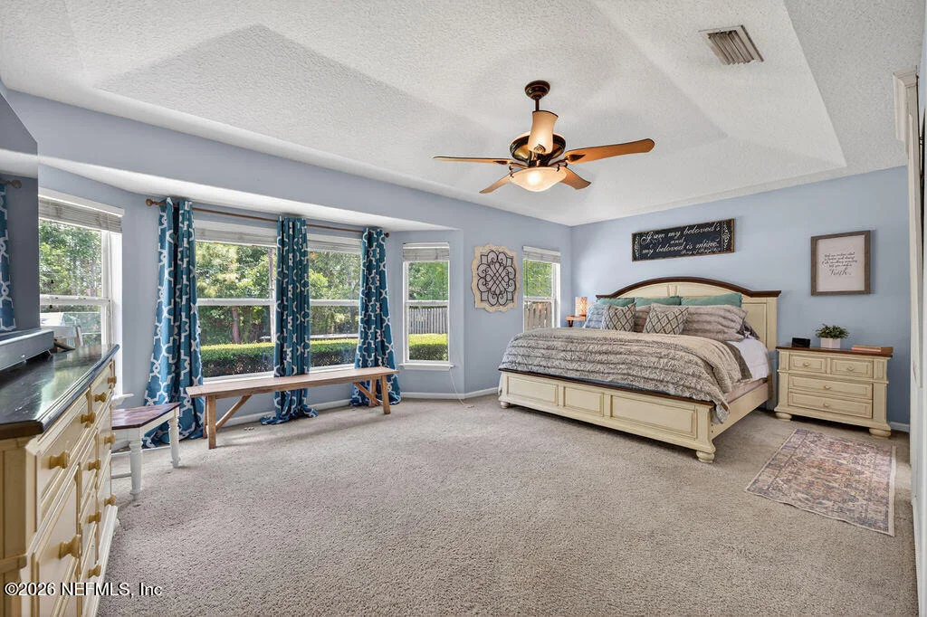 Photo of 504 KNOLLE Court