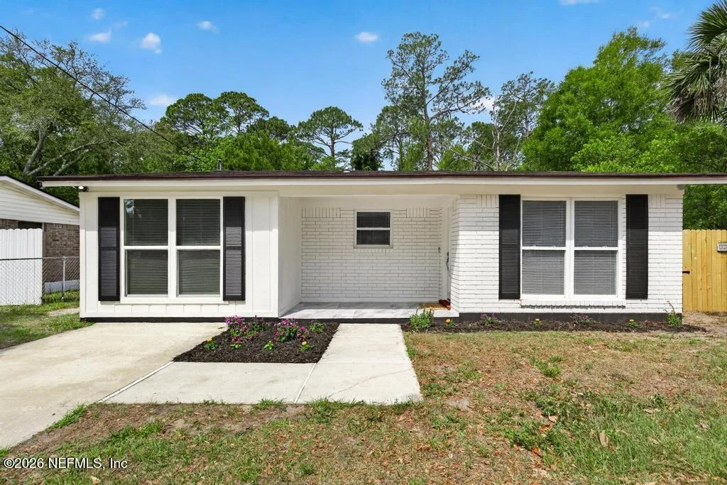 Photo of 4020 FOREST Boulevard