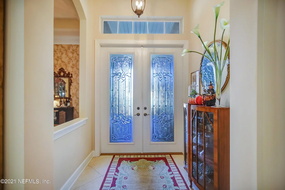 Photo of 1021 INVERNESS Drive