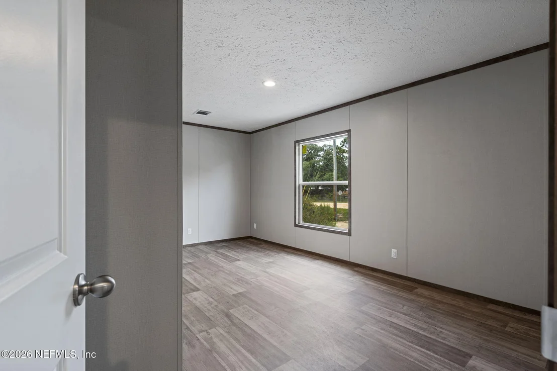 Photo of 7607 OAK FOREST Road