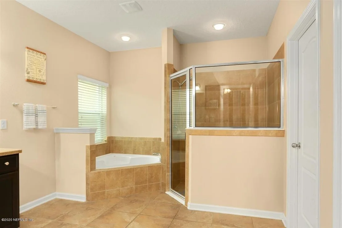 Photo of 301 N BELLAGIO Drive