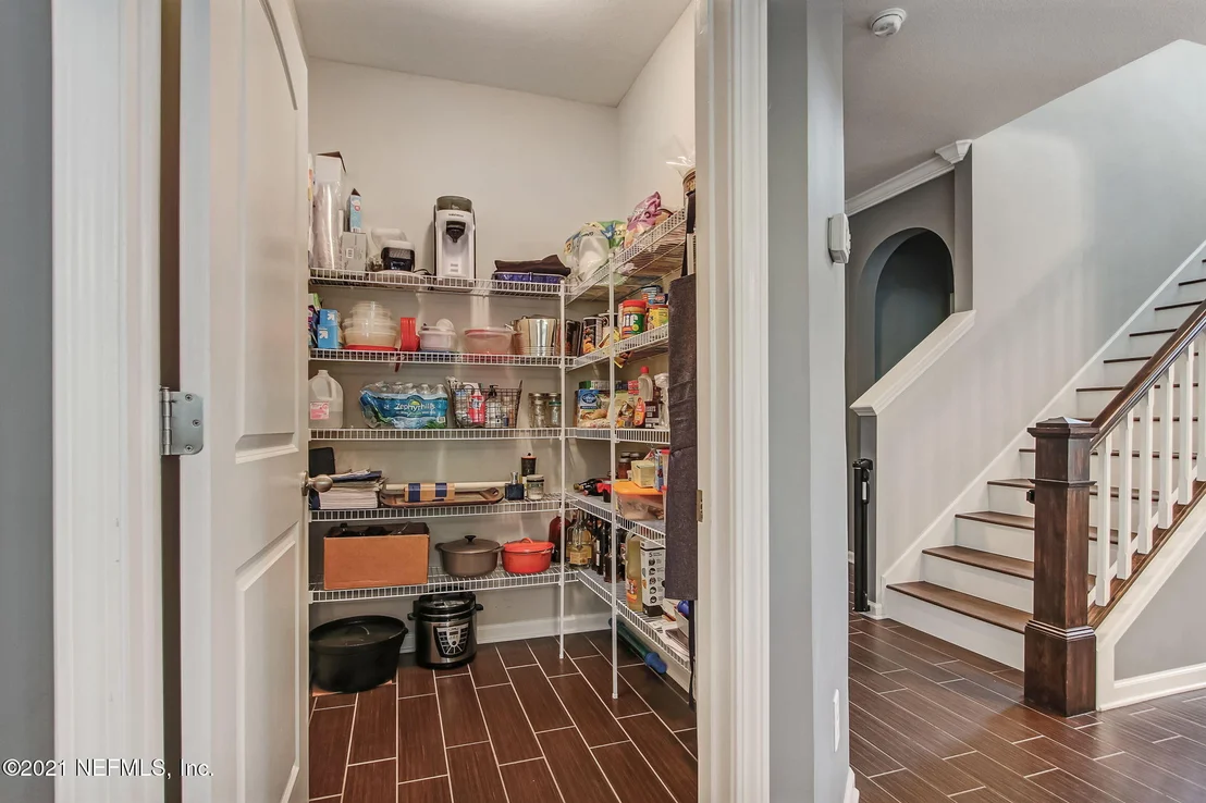 Photo of 62 LACAILLE Avenue