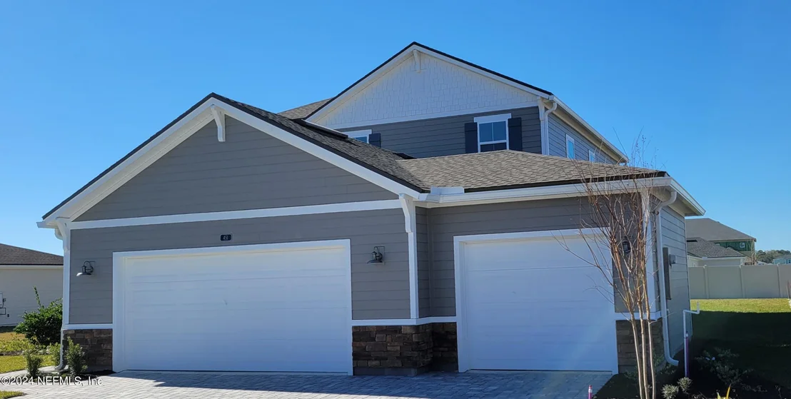 Photo of 451 HILLENDALE Circle