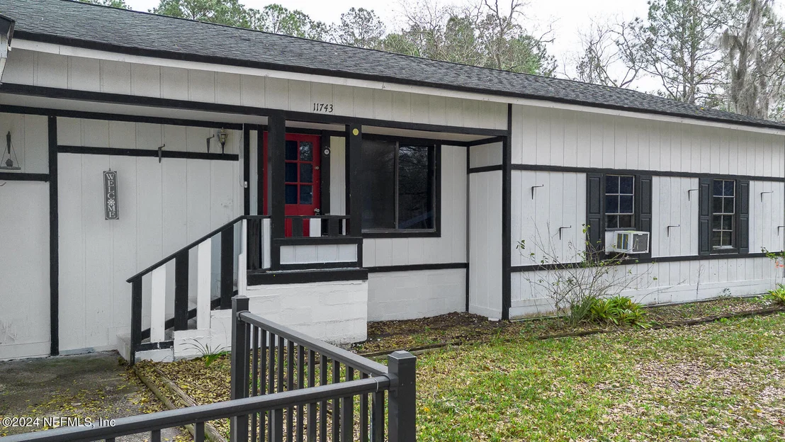 Photo of 11743 SIMMONS Road