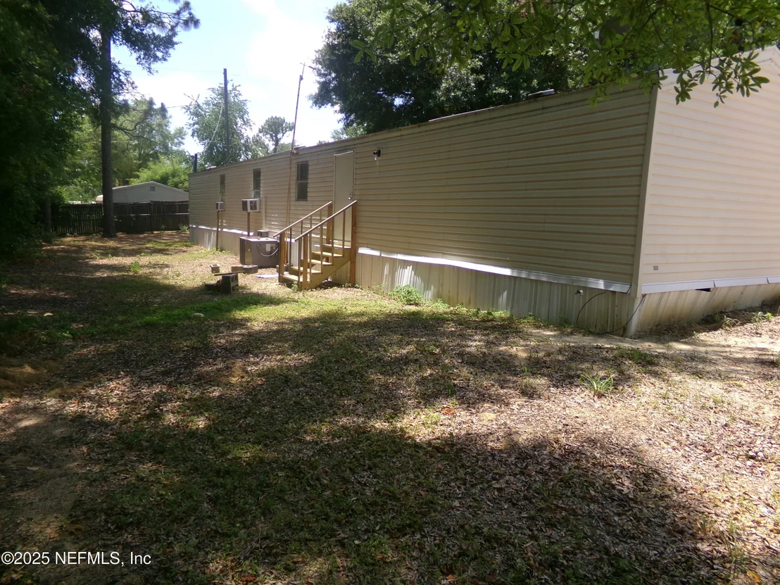Photo of 231 6TH Way