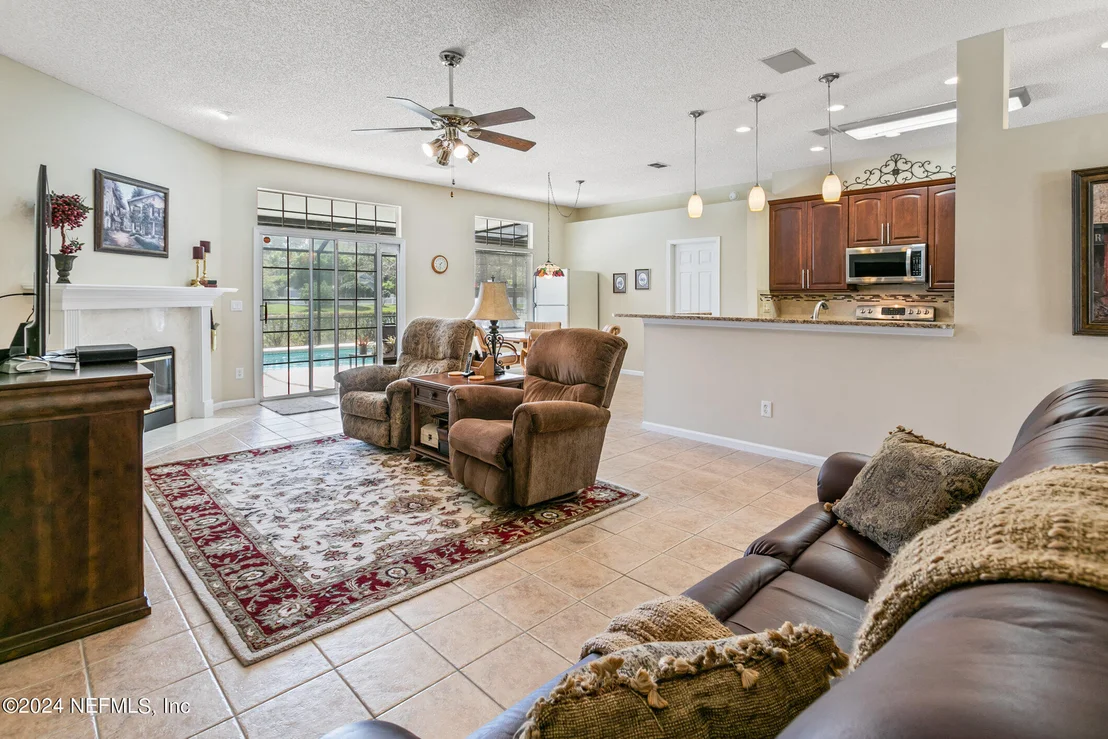 Photo of 128 IVY LAKES Drive