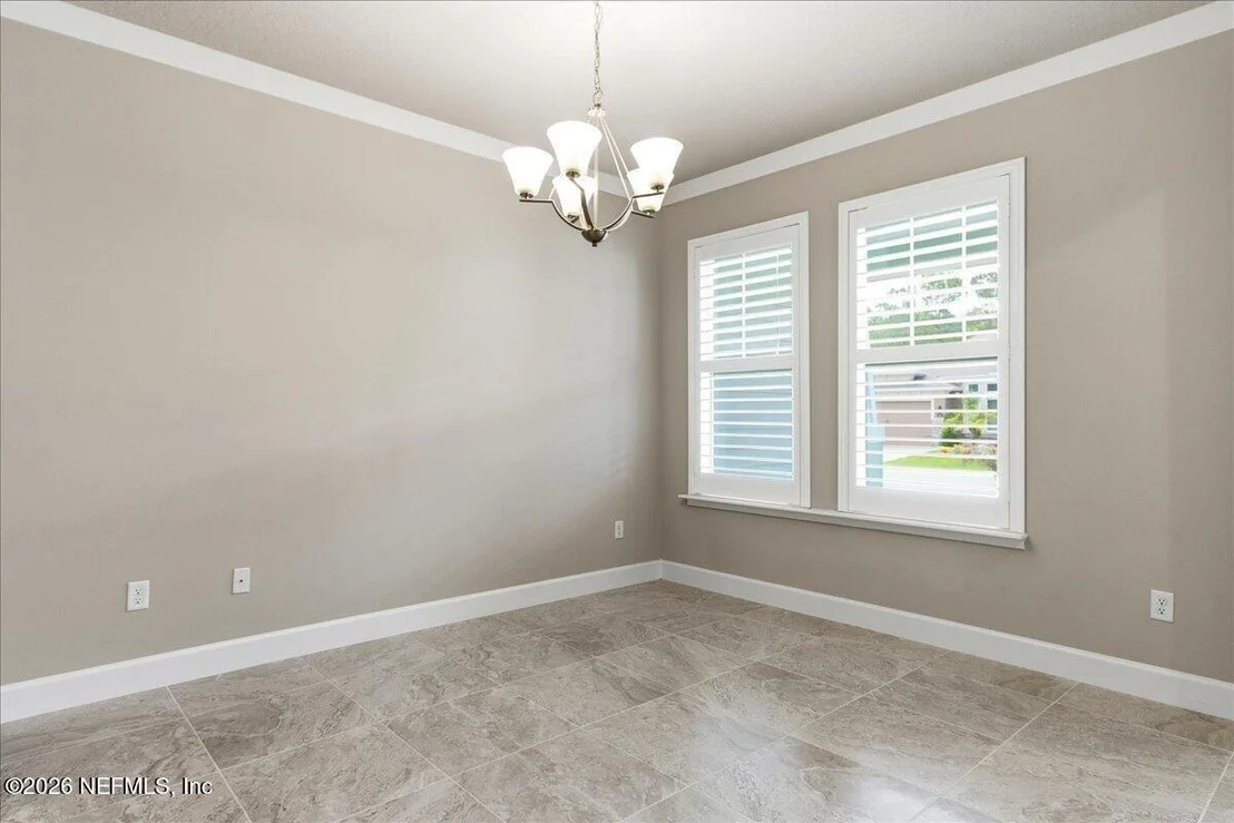 Photo of 205 HEATHERWOOD Court