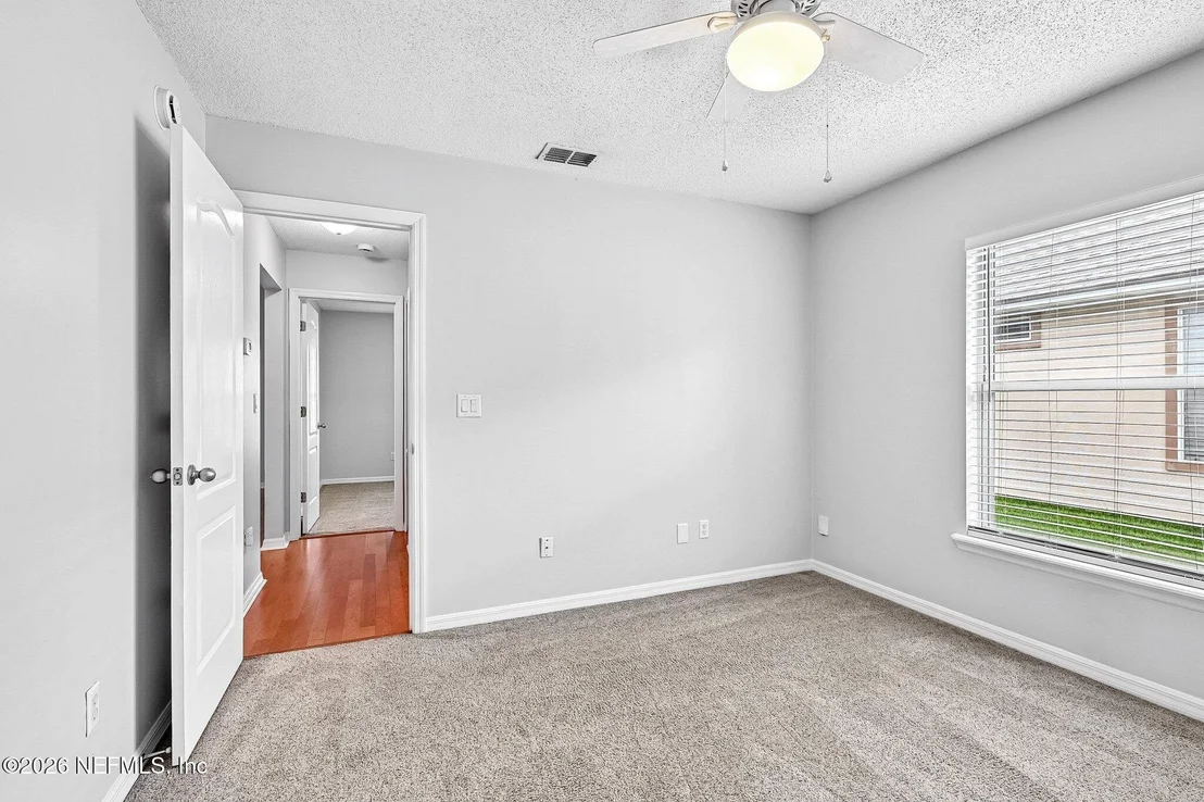 Photo of 912 BUTTERCUP Drive