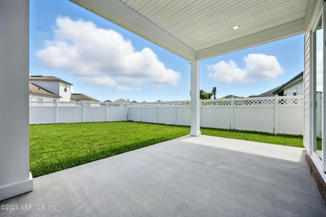 Photo of 820 OAKLAWN Court
