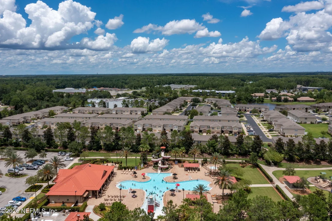 Photo of 2325 LINKS Drive
