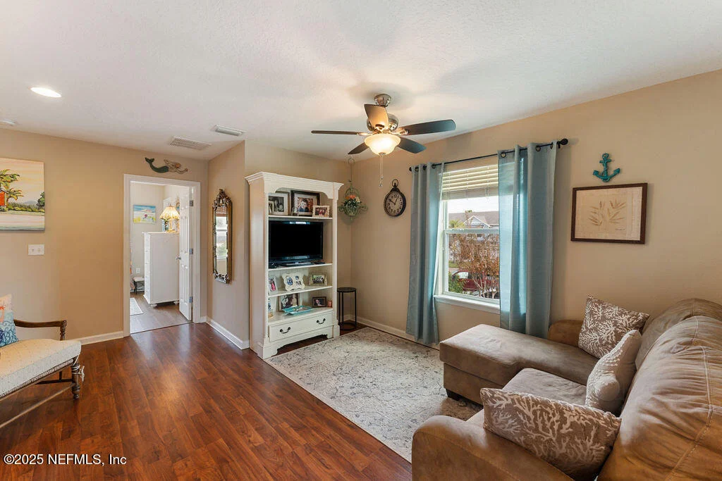 Photo of 205 ISLANDER Drive