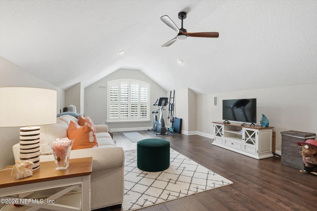 Photo of 430 SUMMERSET Drive