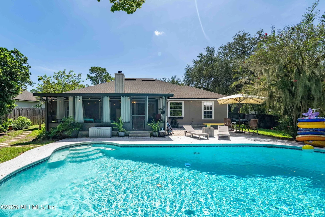 Photo of 8078 MACNAUGHTON Drive