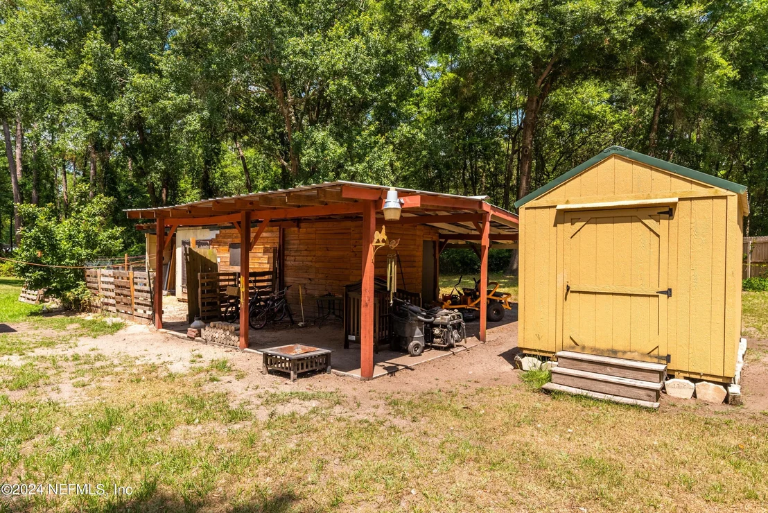 Photo of 2592 MYRTLE Loop