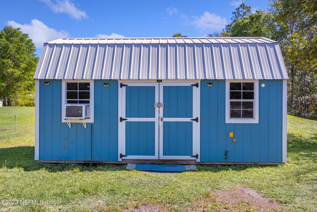Photo of 44474 PINEBREEZE Circle