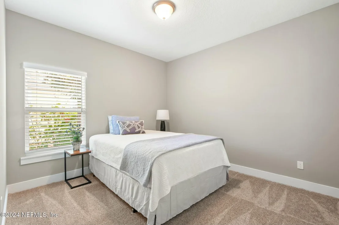 Photo of 60 DUTTON ISLAND Road W