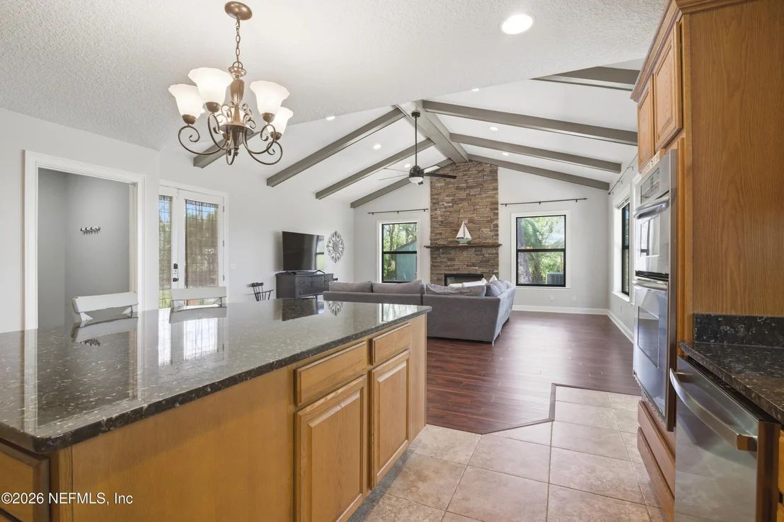 Photo of 430 COOPERS COVE Road