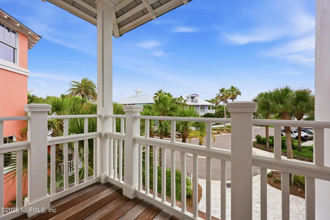 Photo of 688 OCEAN PALM Way