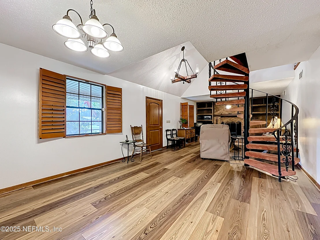 Photo of 35061 KAREN Road