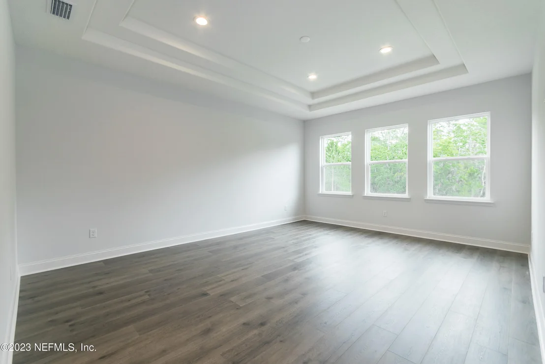 Photo of 261 YORKSHIRE Drive